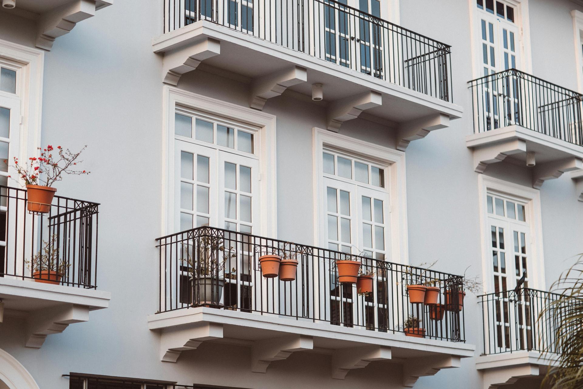 https://image.cityhotelsandbookings.com/apartments/673cb108d5d1ab33b9f48461/apartment-12.jpg
